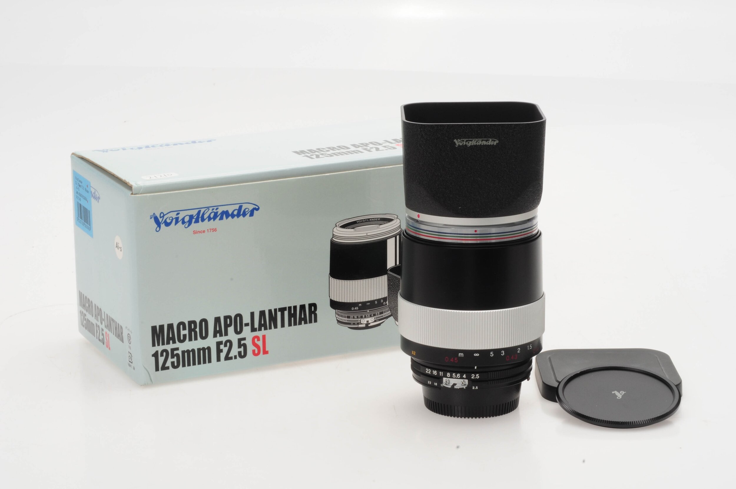 Rare: Voigtlander APO-Lanthar 125/2.5 Macro at UsedPhotoPro